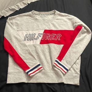 Tommy Hilfiger sweater